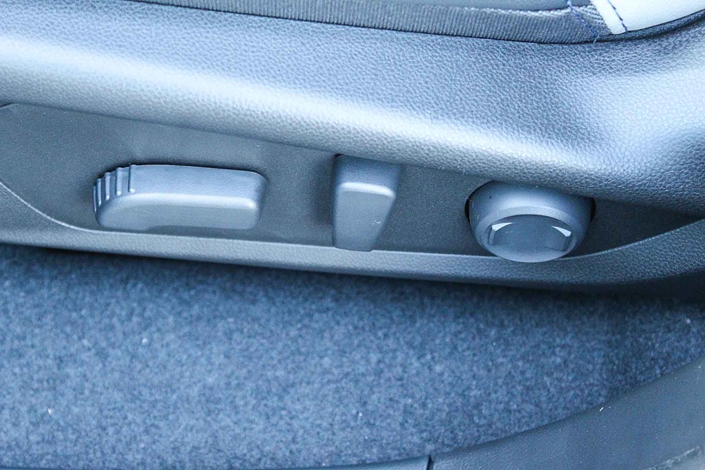 Thumbnail: 2025 Subaru Forester - 25