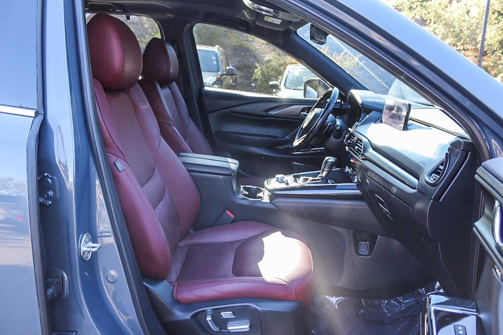 Thumbnail: 2023 Mazda CX-9 - 10