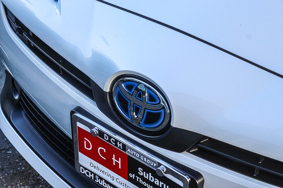 Thumbnail: 2022 Toyota Prius - 6