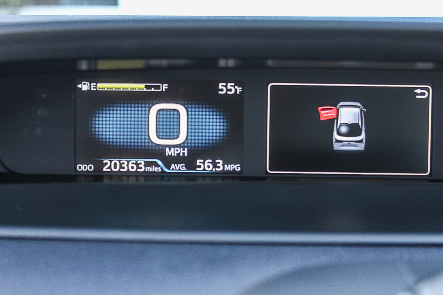 Thumbnail: 2022 Toyota Prius - 15