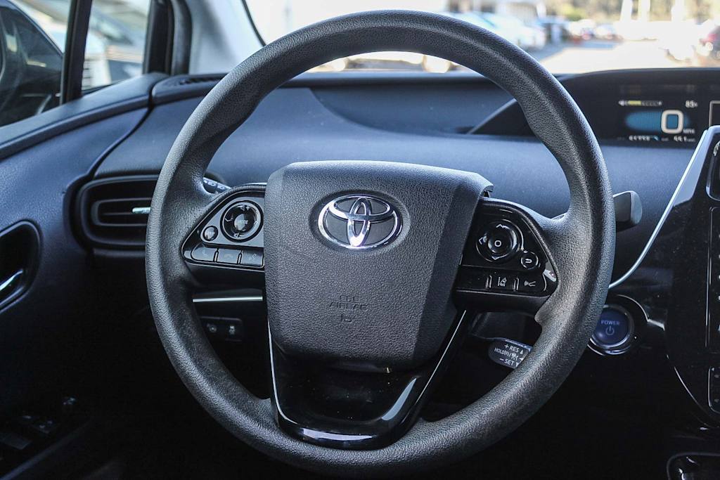 Thumbnail: 2020 Toyota Prius - 9