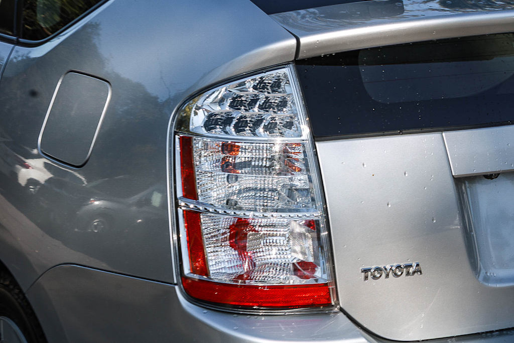 Thumbnail: 2008 Toyota Prius - 18