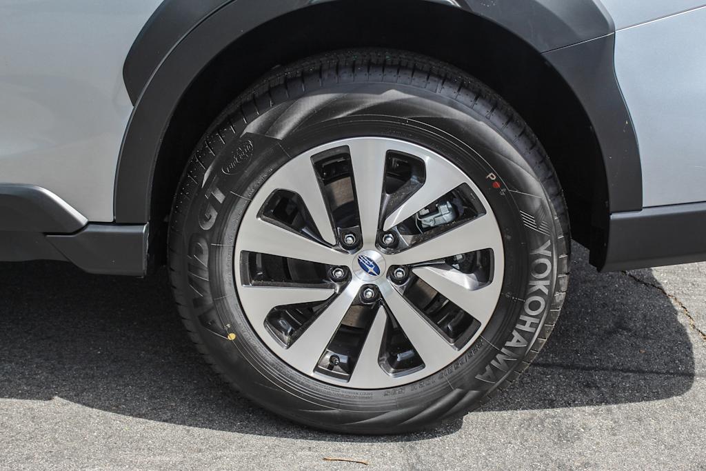 2025 Subaru Solterra Limited 21