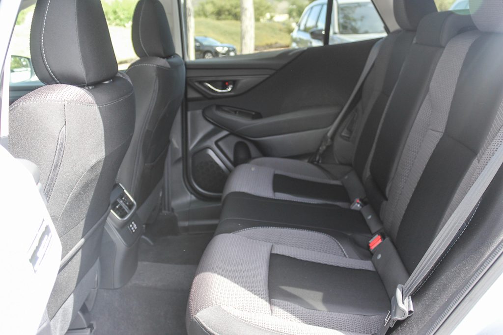 2025 Subaru Solterra Limited 12