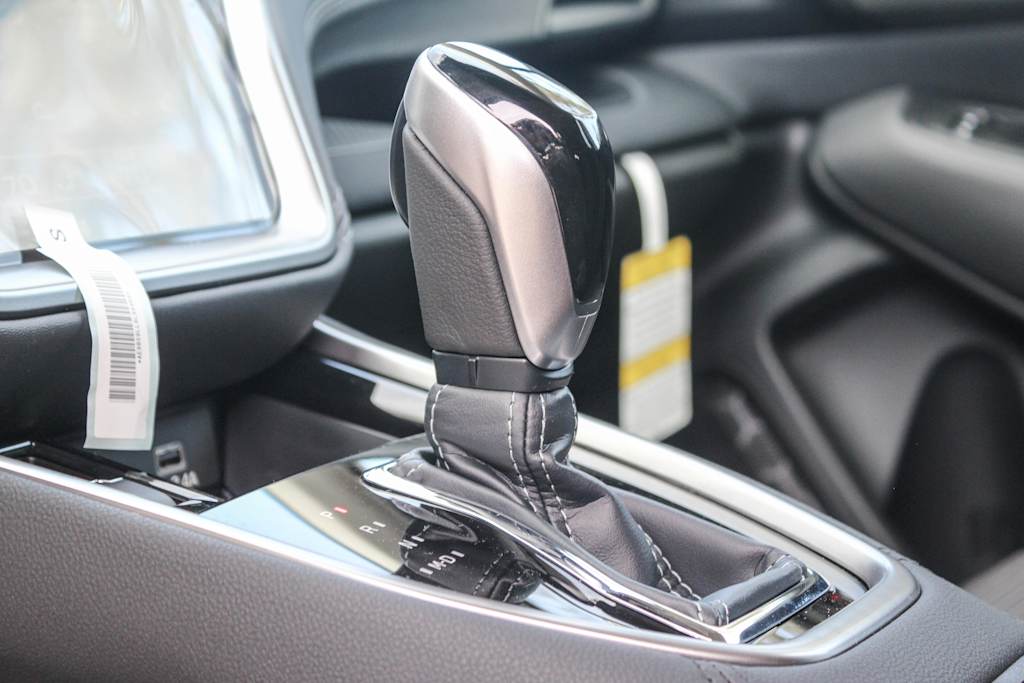 2025 Subaru Solterra Limited 25