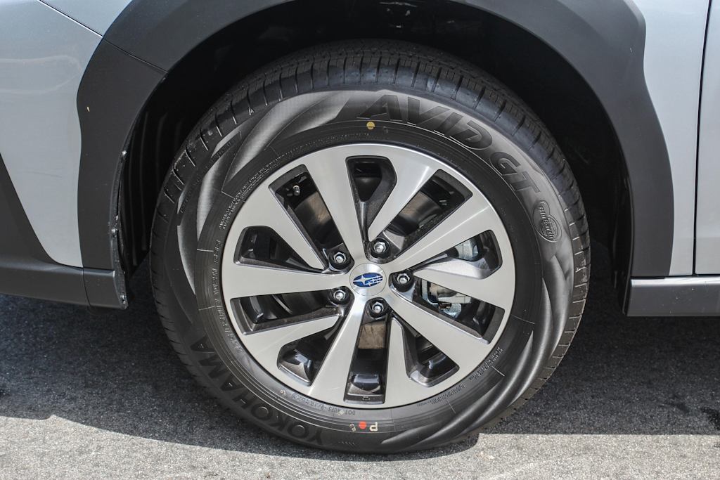 2025 Subaru Solterra Limited 7