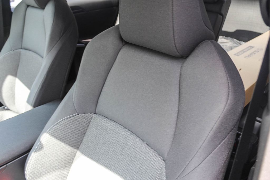 2025 Subaru Solterra Premium 27