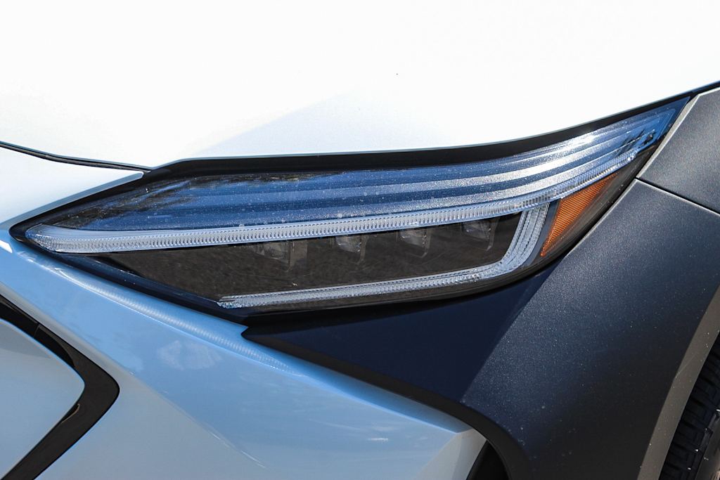 2025 Subaru Solterra Premium 20