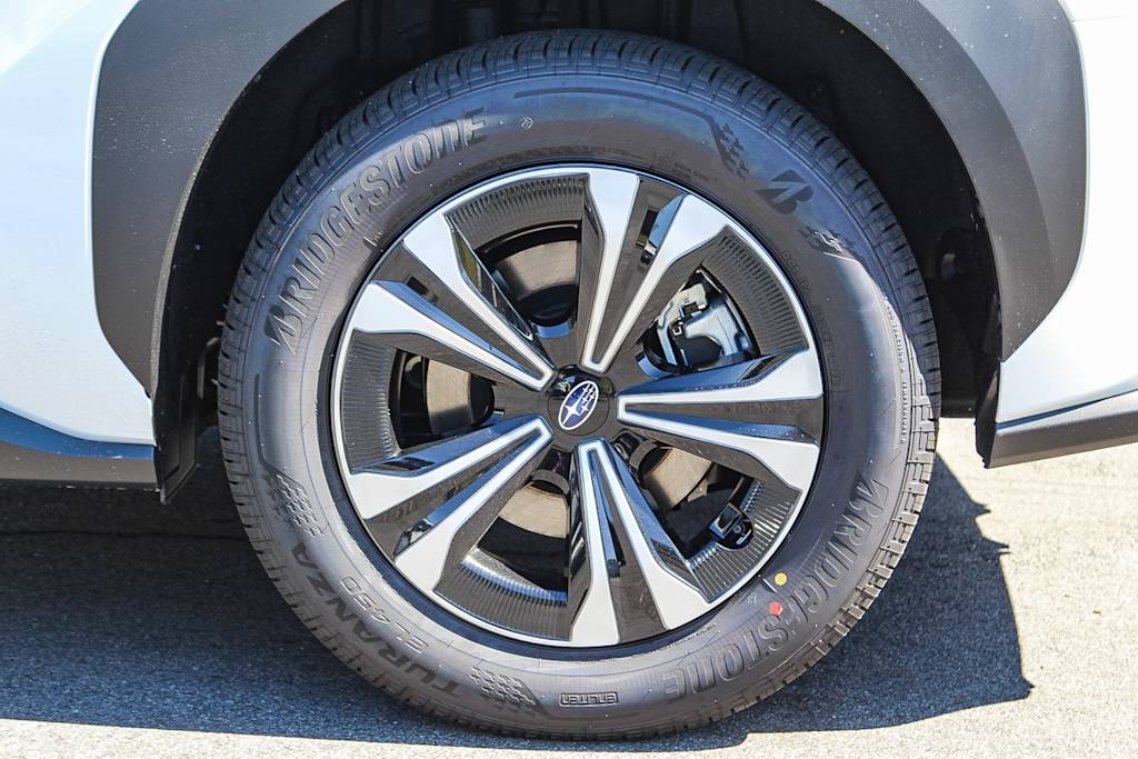 2025 Subaru Solterra Premium 21