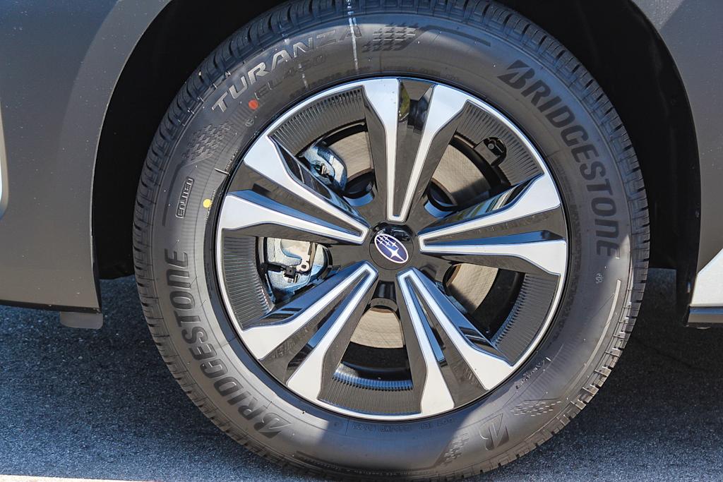 2025 Subaru Solterra Premium 7