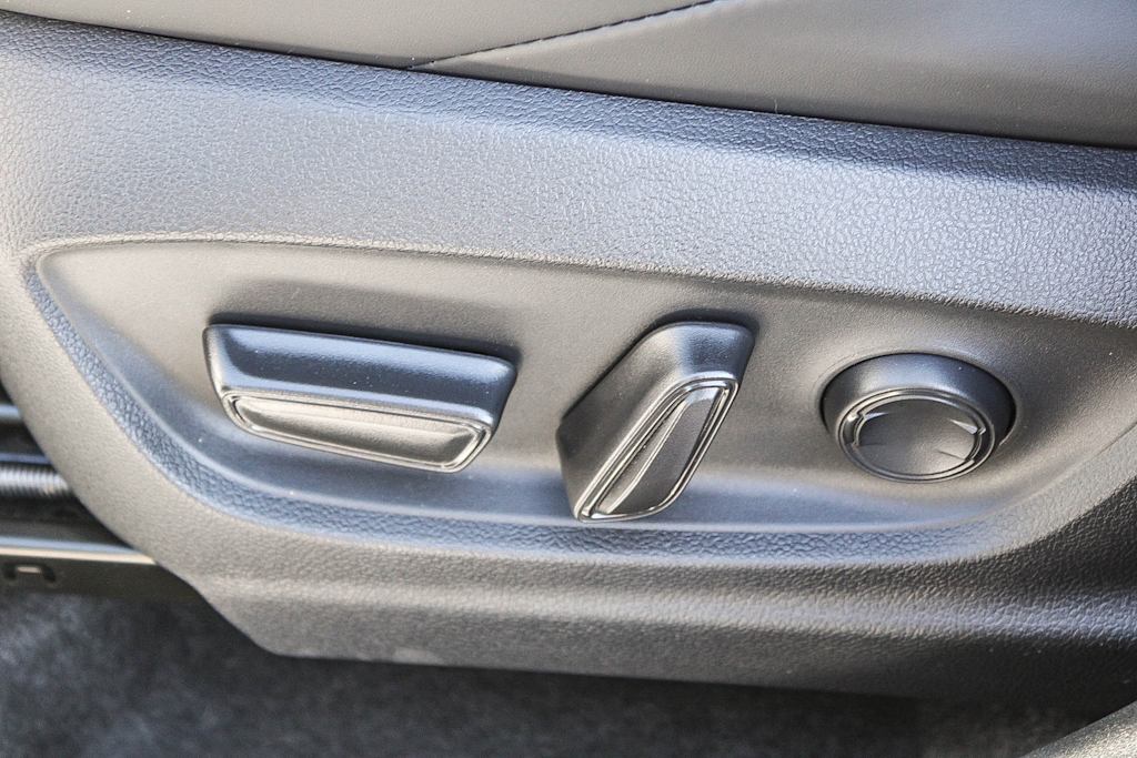 Thumbnail: 2026 Subaru Solterra - 24