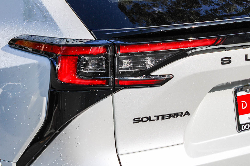 Thumbnail: 2026 Subaru Solterra - 18