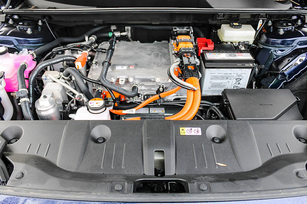 Thumbnail: 2026 Subaru Solterra - 8