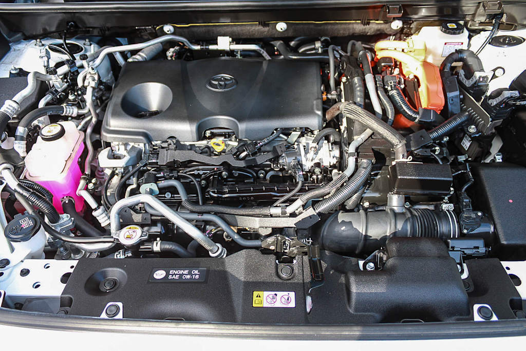 Thumbnail: 2024 Toyota RAV4 - 8