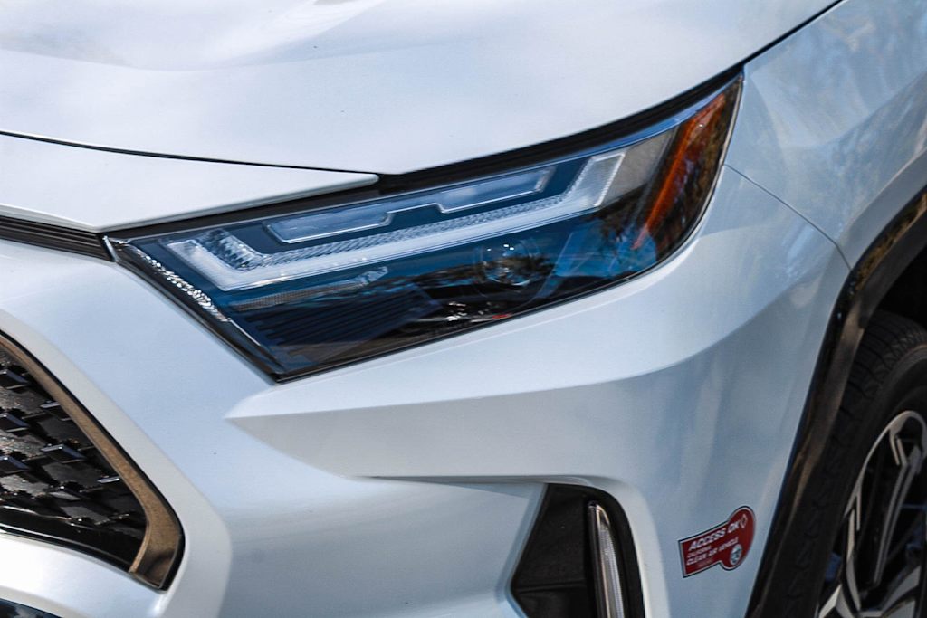 Thumbnail: 2024 Toyota RAV4 - 19