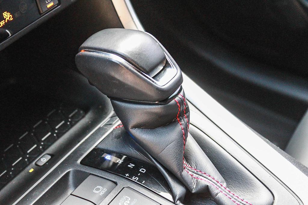 Thumbnail: 2024 Toyota RAV4 - 14
