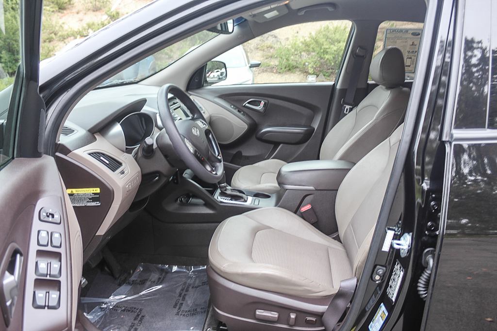 Thumbnail: 2015 Hyundai Tucson - 10
