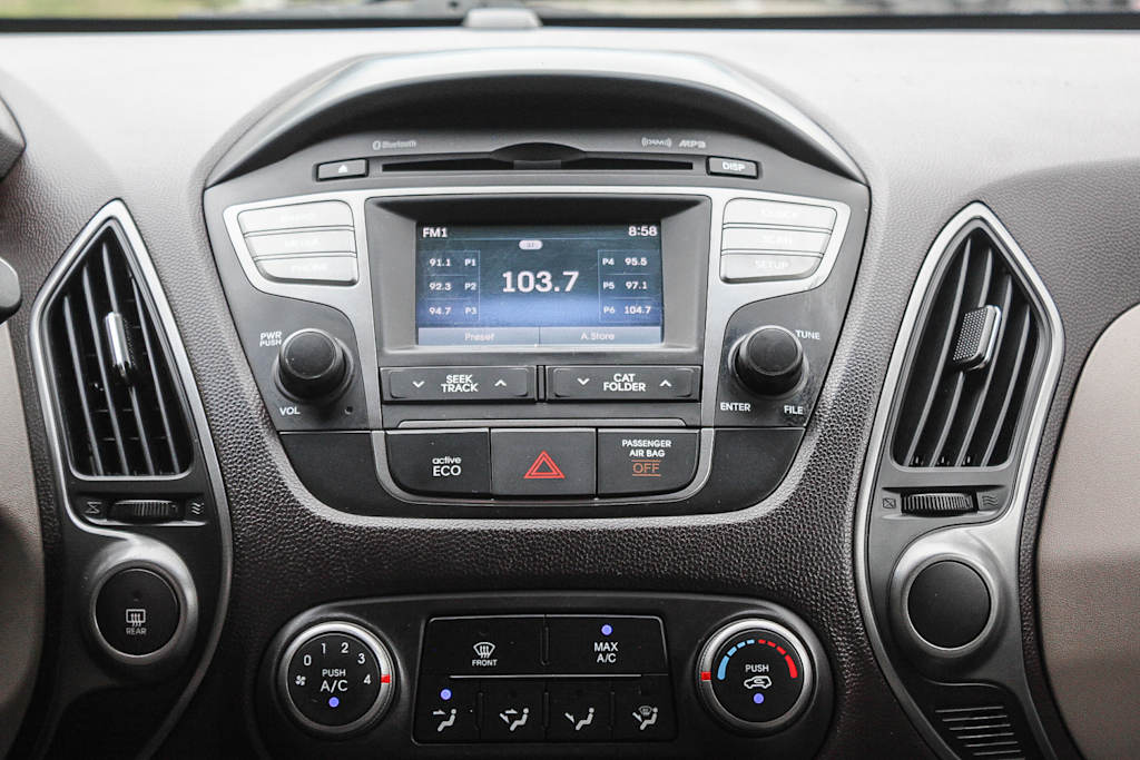 Thumbnail: 2015 Hyundai Tucson - 23