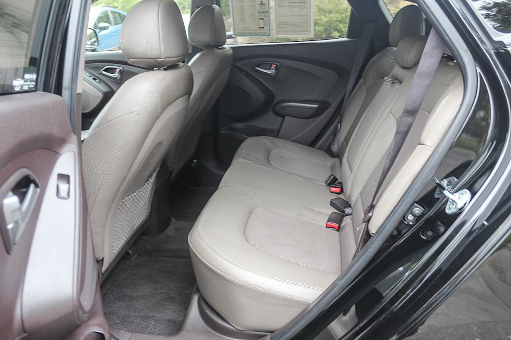 Thumbnail: 2015 Hyundai Tucson - 12