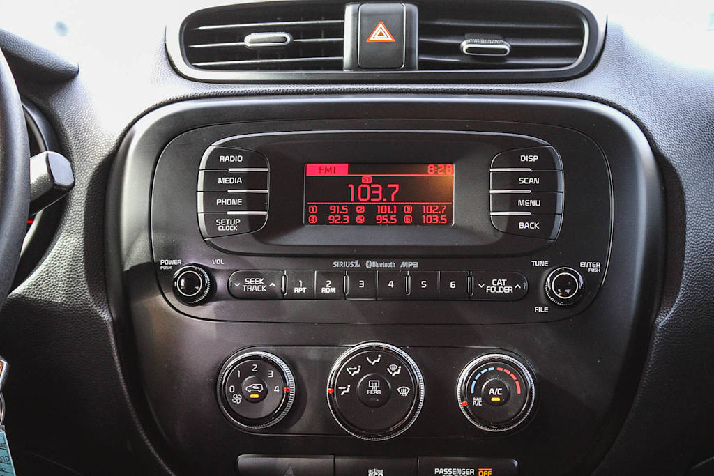 Thumbnail: 2016 Kia Soul - 22