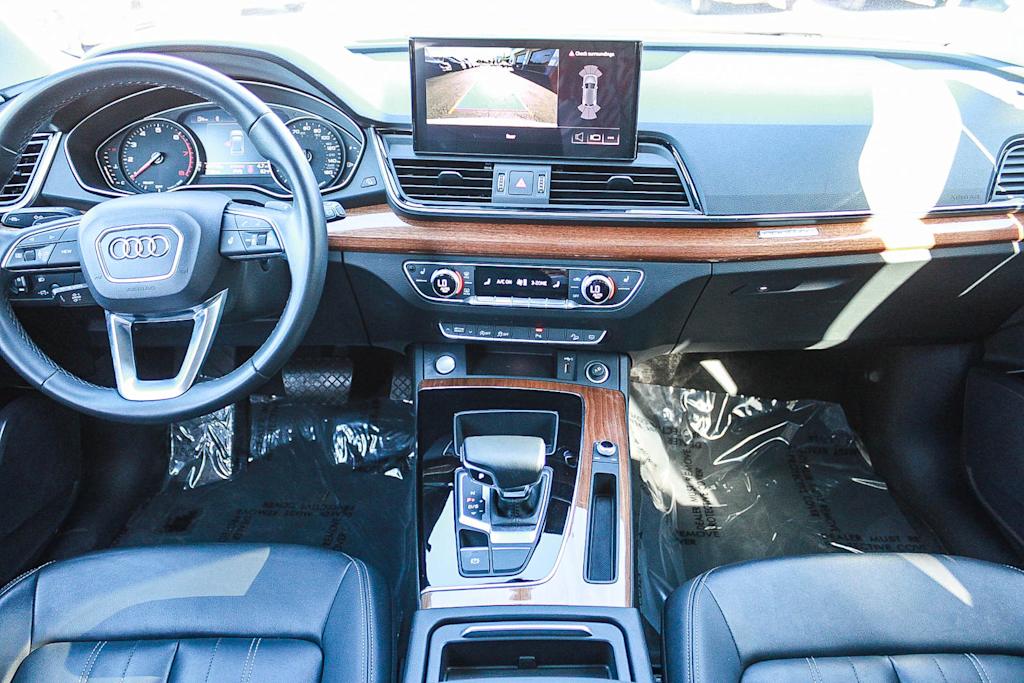 Thumbnail: 2021 Audi Q5 - 2