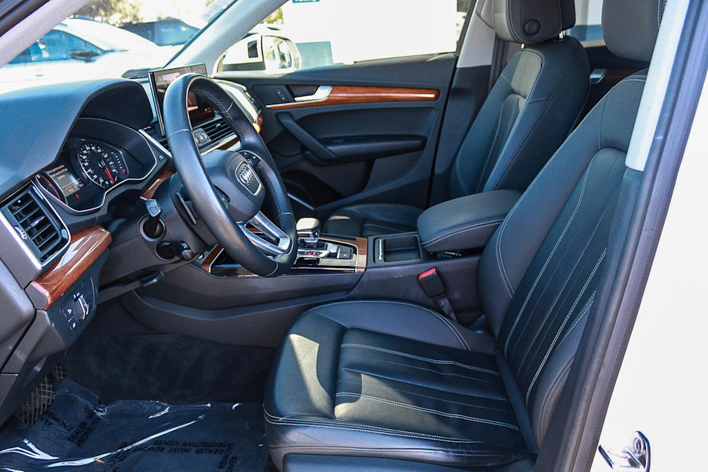 Thumbnail: 2021 Audi Q5 - 11