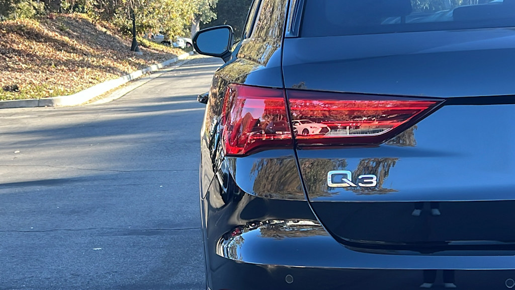 2022 Audi Q3 Premium 6