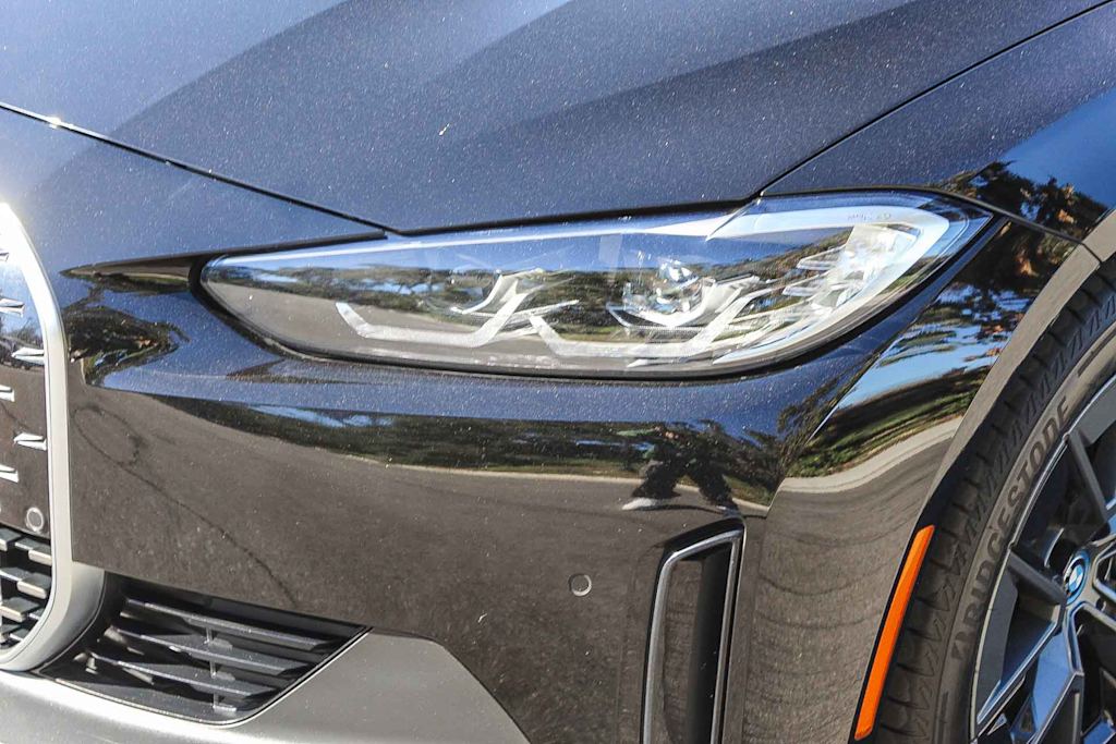 Thumbnail: 2023 BMW i4 - 22