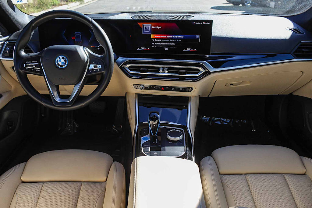Thumbnail: 2023 BMW i4 - 2