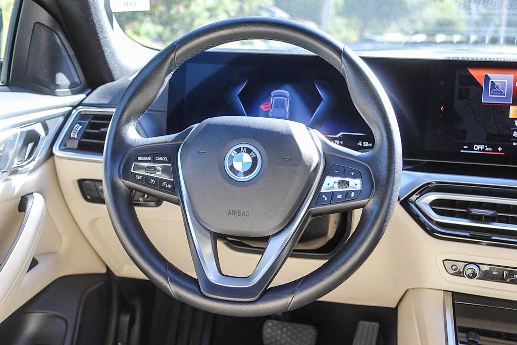 Thumbnail: 2023 BMW i4 - 13