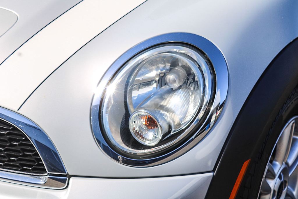 Thumbnail: 2013 MINI Cooper - 19