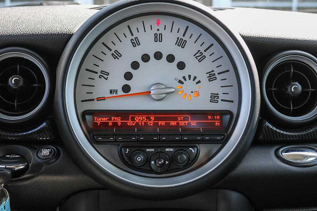 Thumbnail: 2013 MINI Cooper - 20