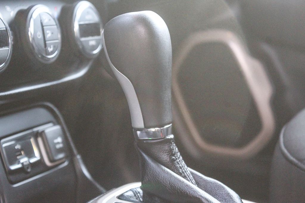 Thumbnail: 2016 Jeep Renegade - 25