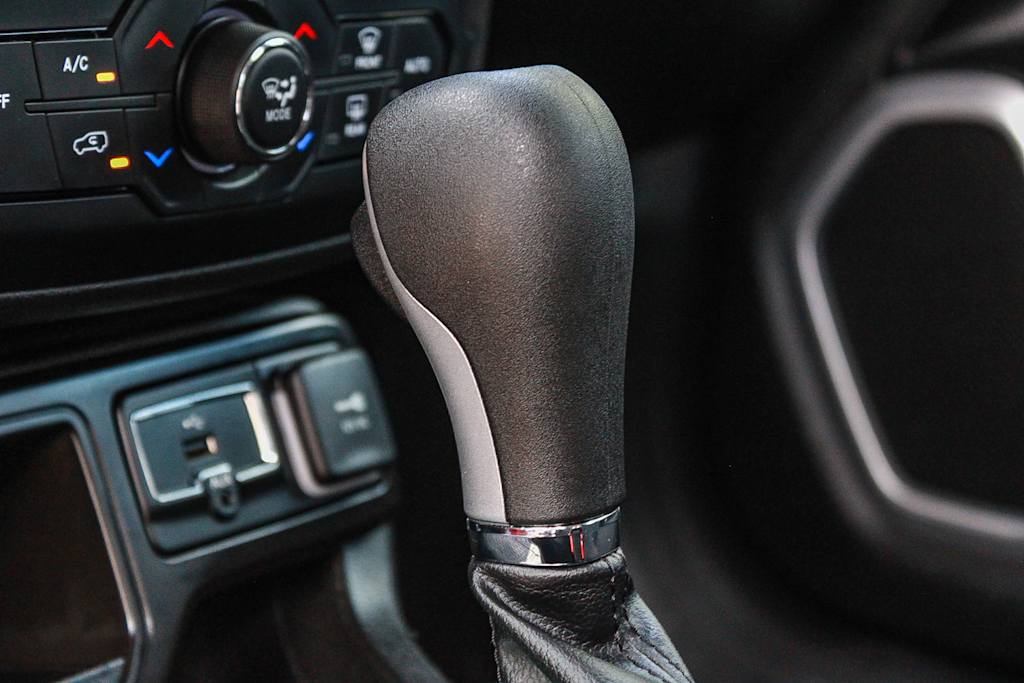 Thumbnail: 2021 Jeep Renegade - 25