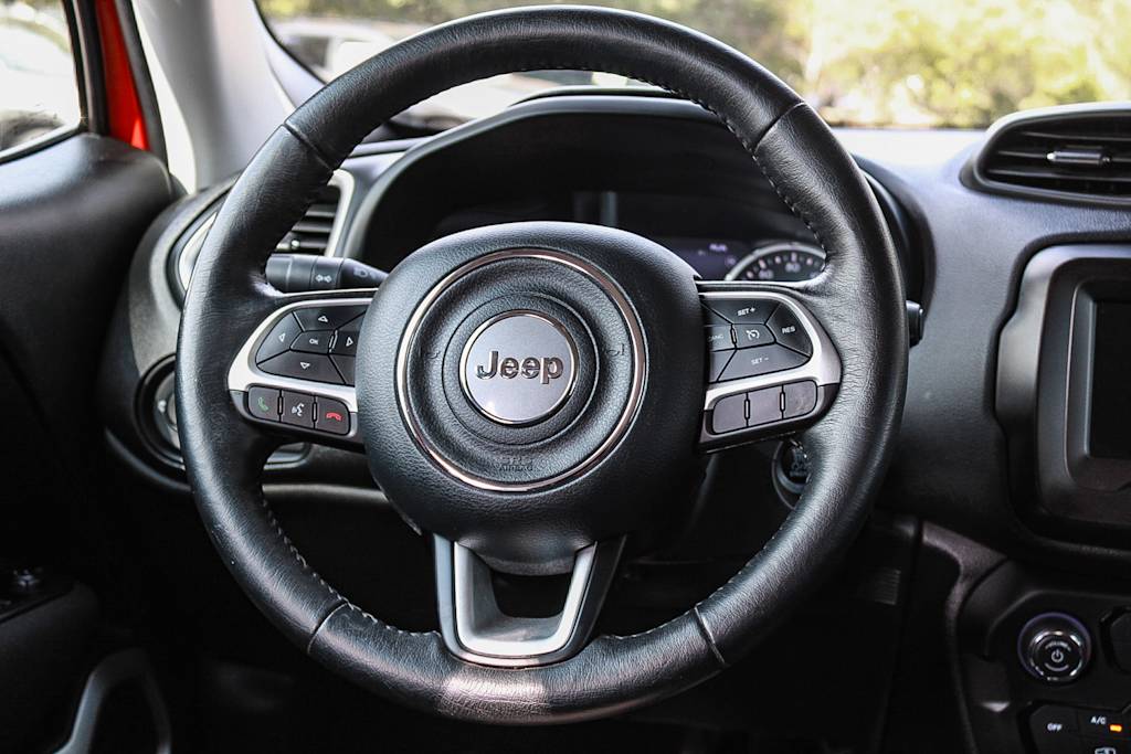 Thumbnail: 2021 Jeep Renegade - 9