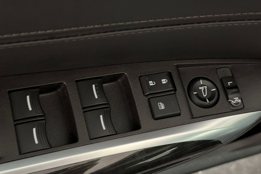 Thumbnail: 2020 Acura TLX - 21