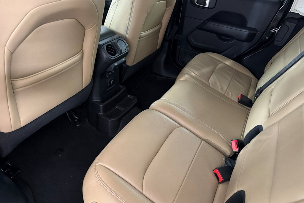 Thumbnail: 2018 Jeep Wrangler - 11