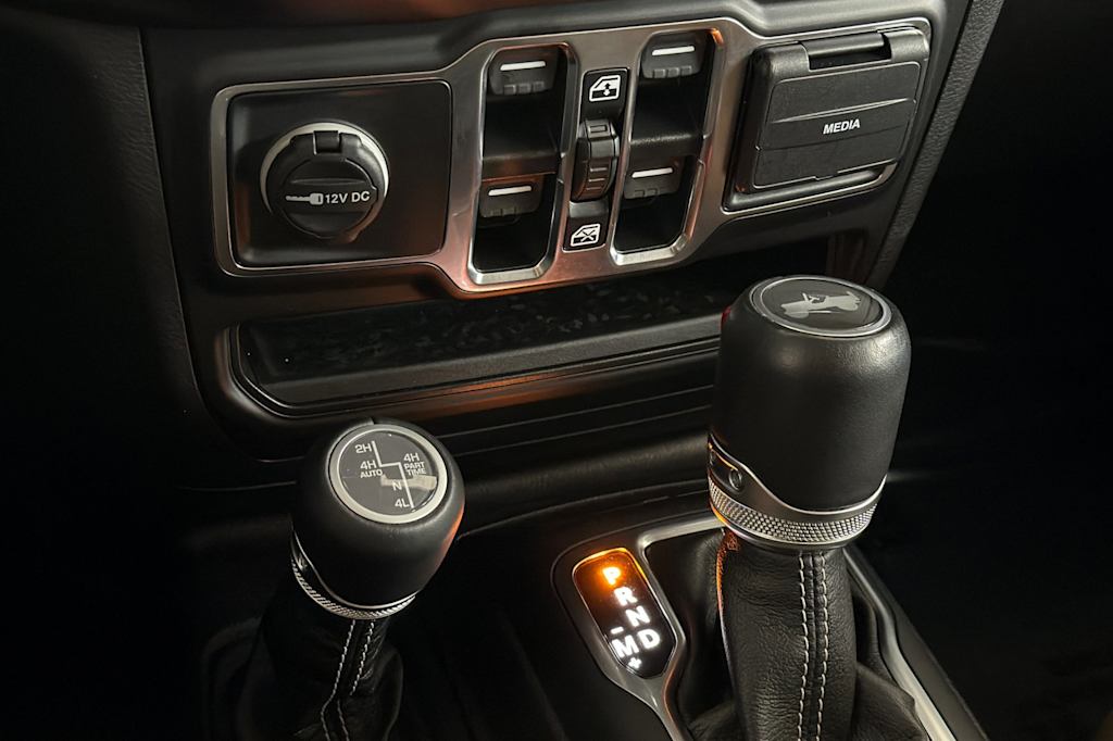 Thumbnail: 2023 Jeep Wrangler - 14