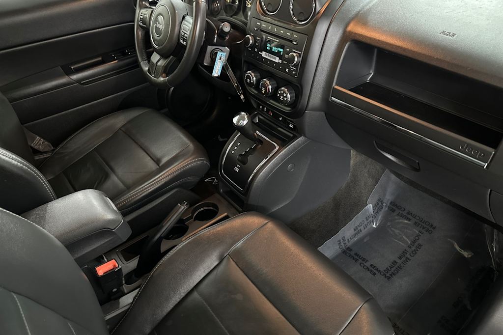 Thumbnail: 2014 Jeep Patriot - 11
