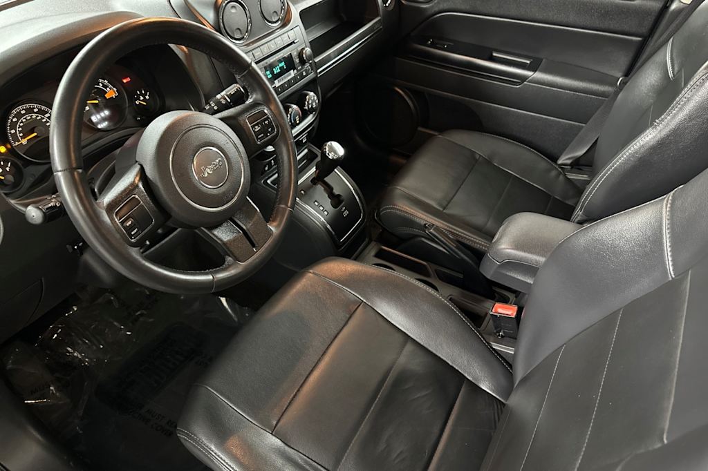 Thumbnail: 2014 Jeep Patriot - 9