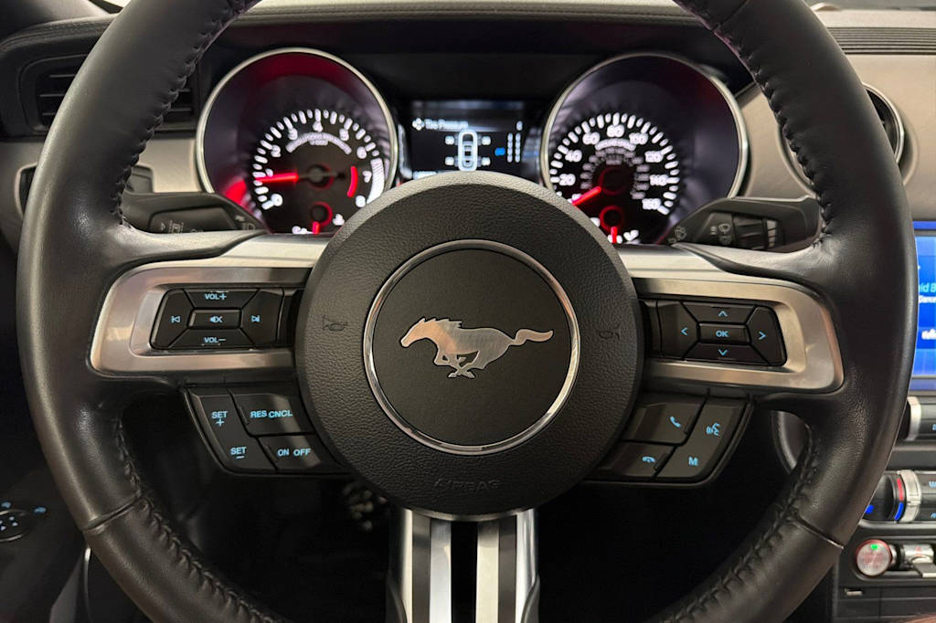 Thumbnail: 2022 Ford Mustang - 25