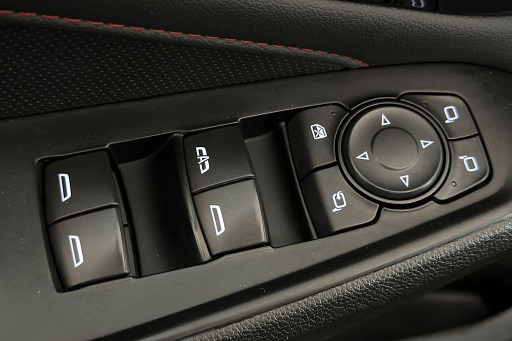 Thumbnail: 2023 Chevrolet Traverse - 22