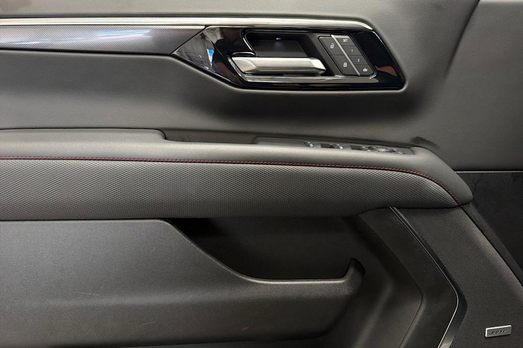 Thumbnail: 2025 Chevrolet Tahoe - 20