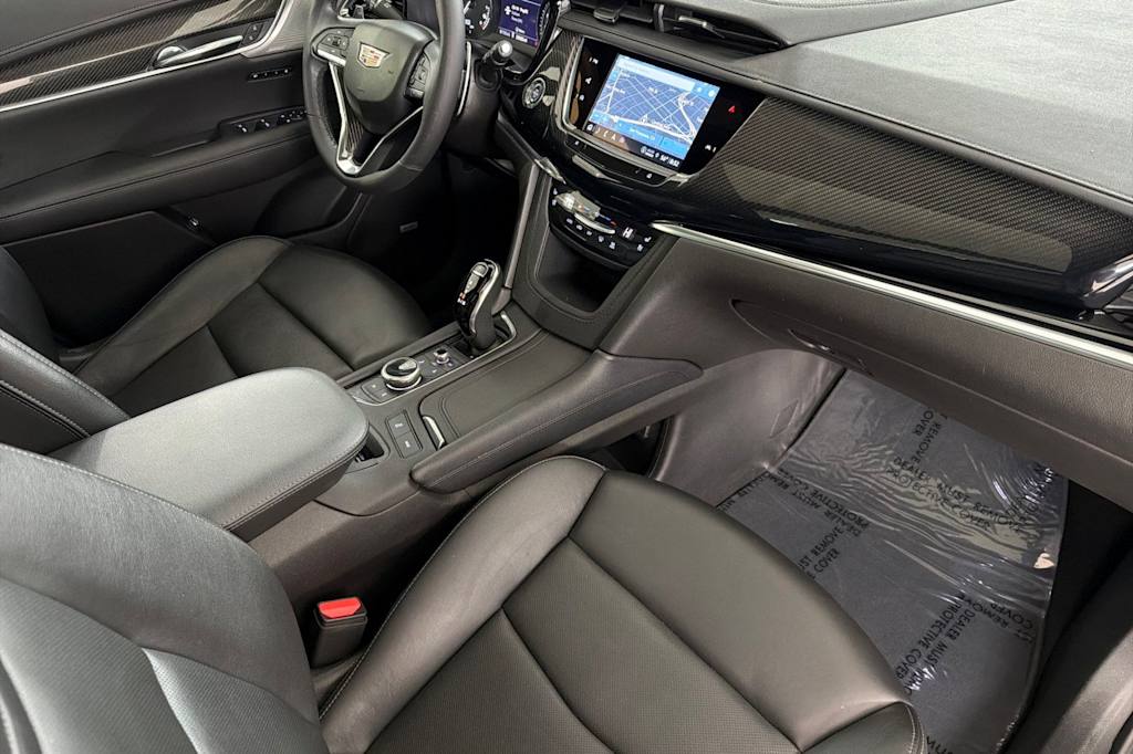 Thumbnail: 2023 Cadillac XT6 - 11