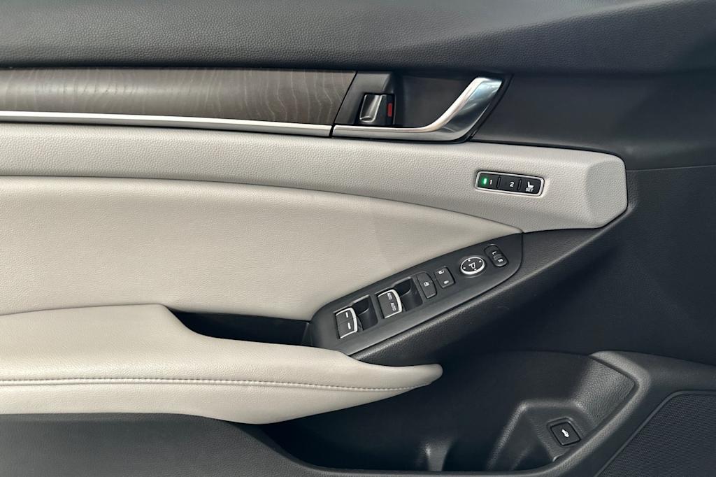Thumbnail: 2020 Honda Accord - 20