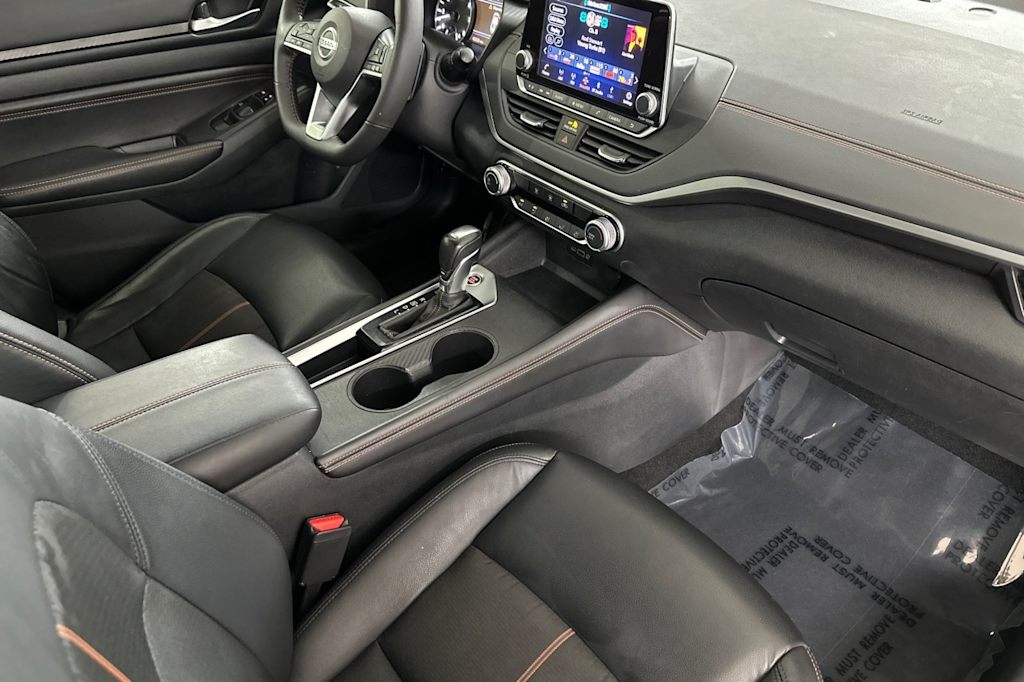 Thumbnail: 2022 Nissan Altima - 12