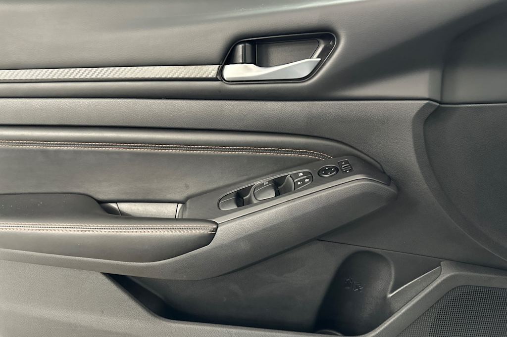 Thumbnail: 2022 Nissan Altima - 20