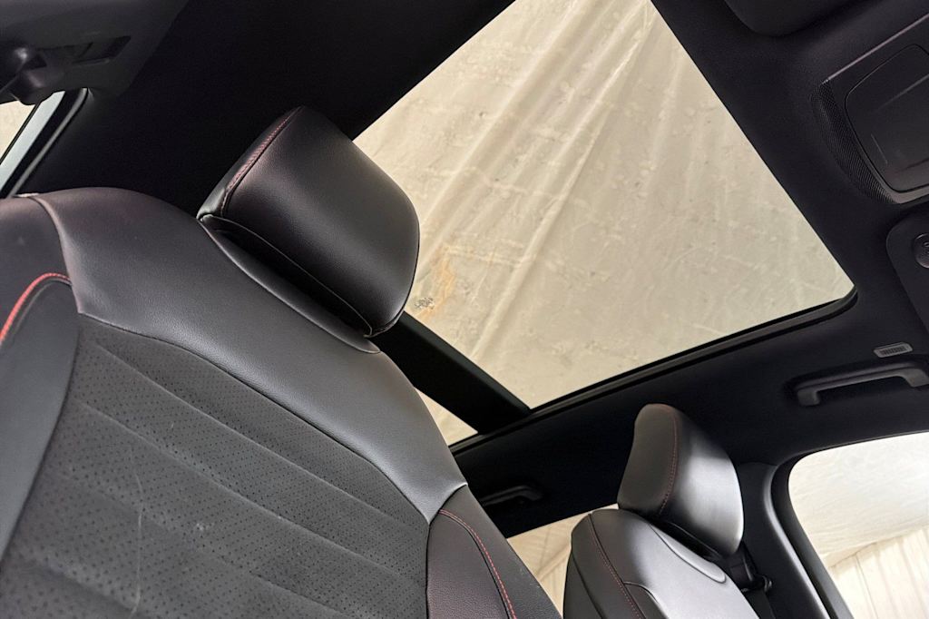 Thumbnail: 2022 Ford Edge - 23