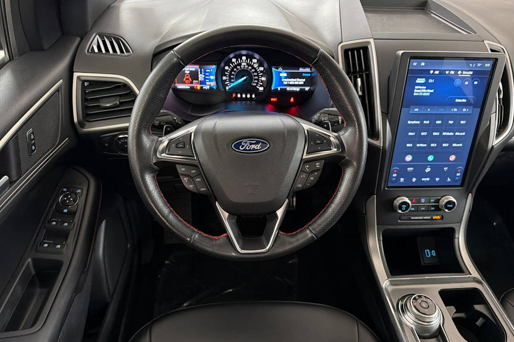 Thumbnail: 2022 Ford Edge - 12