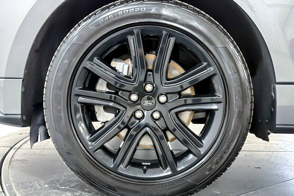 Thumbnail: 2022 Ford Edge - 8